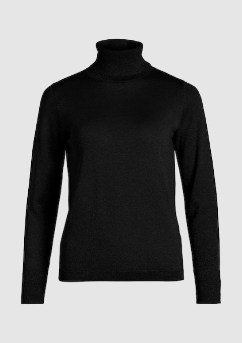 Schwarzer Rollkragenpullover.