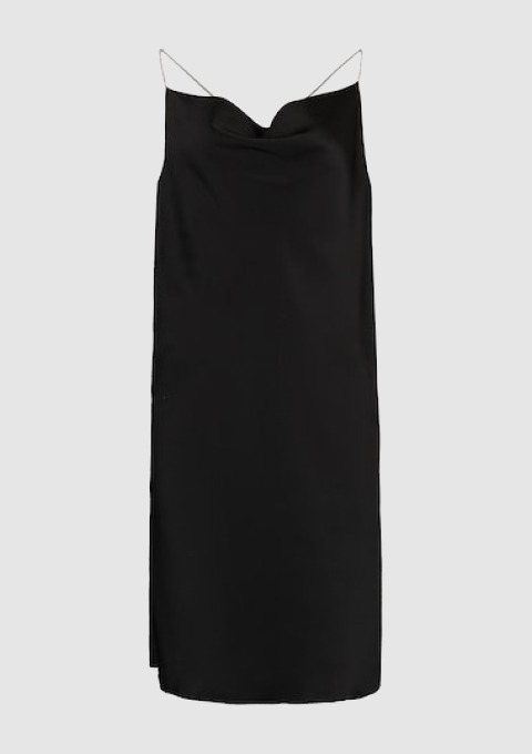 Ein schwarzes, trägerloses Kleid mit schmalen Spaghettiträgern.