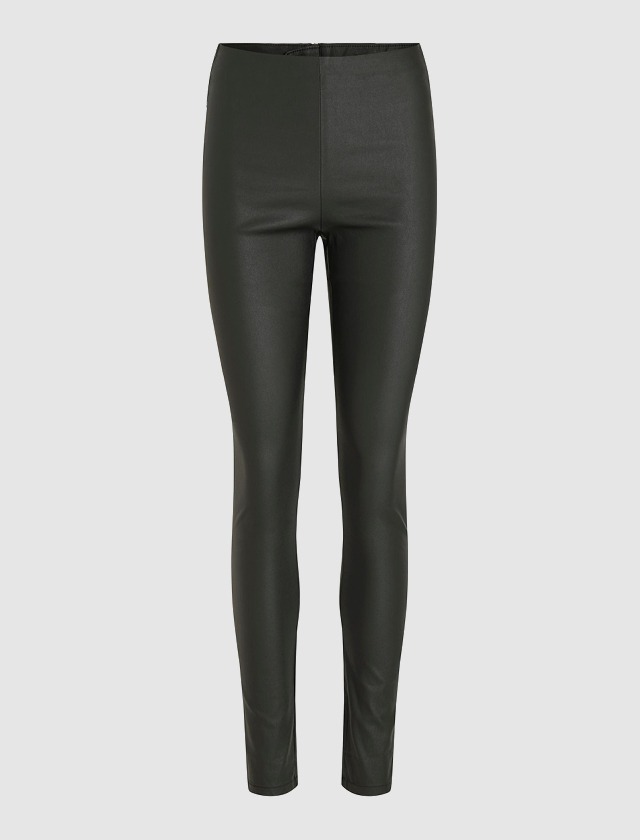 Schwarze, enge Leggings aus Lederimitat. Schwarze, enge Leggings aus Lederimitat.