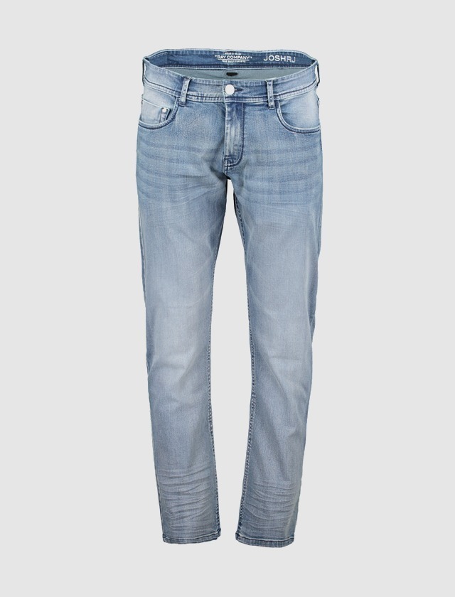 Hellblaue Jeans mit geradem Schnitt. Hellblaue Jeans mit geradem Schnitt.