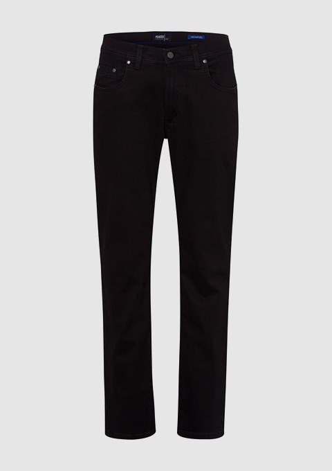 Schwarze Jeans.