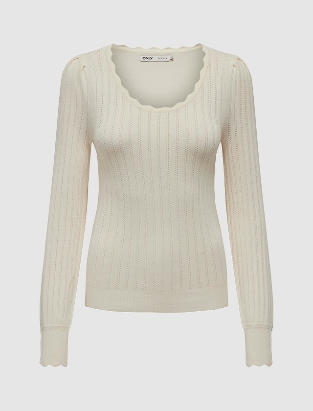 Ein cremefarbener Pullover mit Rundhalsausschnitt und langen Ärmeln, gestreift und mit welligem Saum. Ein cremefarbener Pullover mit Rundhalsausschnitt und langen Ärmeln, gestreift und mit welligem Saum.