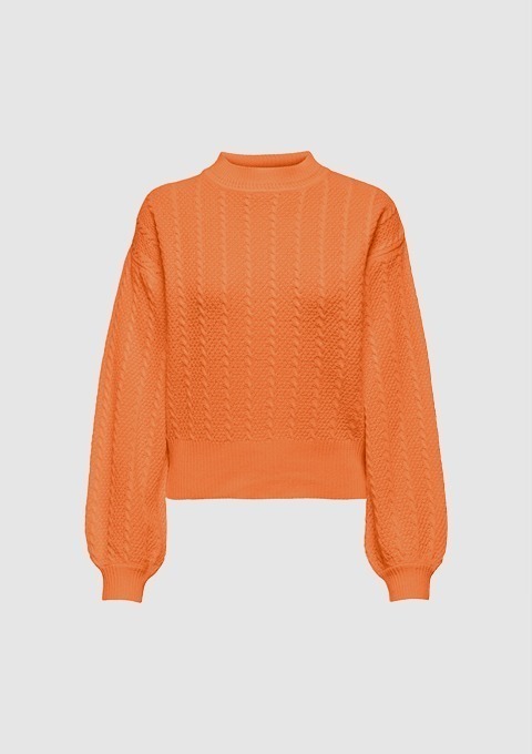 Ein oranger Pullover mit einem strukturierten Muster und weitem Schnitt.
