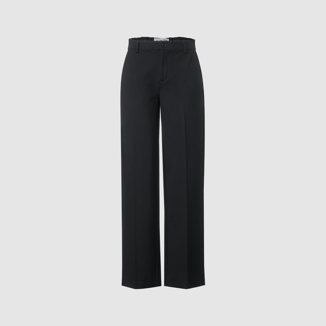 Schwarze, weite Hose. Schwarze, weite Hose.