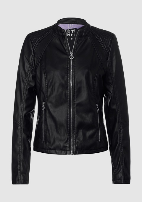 Eine schwarze Lederjacke mit Reißverschluss und seitlichen Taschen. Eine schwarze Lederjacke mit Reißverschluss und seitlichen Taschen.