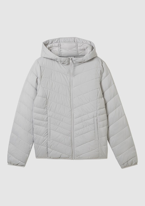 Eine graue, gepolsterte Jacke mit Kapuze und durchgehendem Reißverschluss. Eine graue, gepolsterte Jacke mit Kapuze und durchgehendem Reißverschluss.