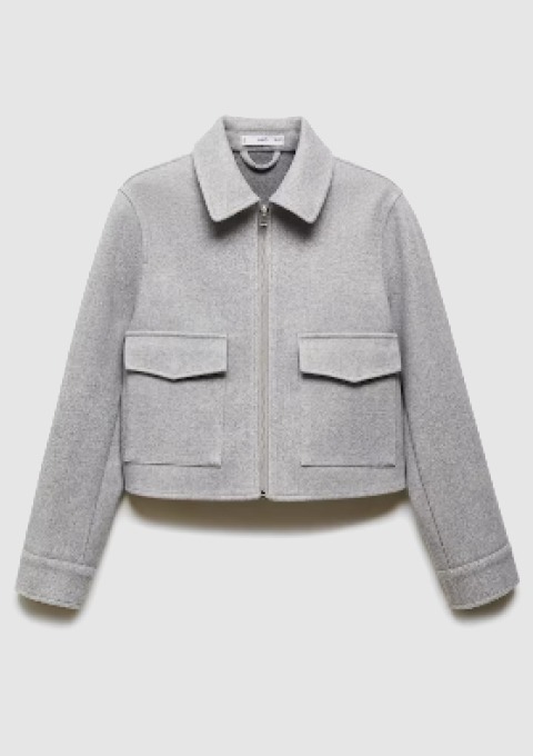 Grau Jacke mit Reißverschluss und zwei aufgesetzten Taschen. Grau Jacke mit Reißverschluss und zwei aufgesetzten Taschen.