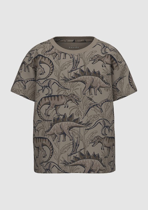 Ein T-Shirt mit Dinosaurier-Muster in Erdtönen. Ein T-Shirt mit Dinosaurier-Muster in Erdtönen.