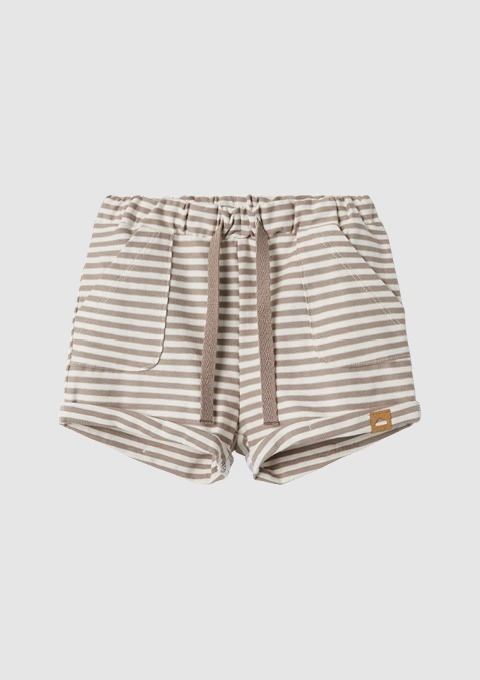 Gestreifte Shorts mit elastischem Bund und Kordelzug. Gestreifte Shorts mit elastischem Bund und Kordelzug.