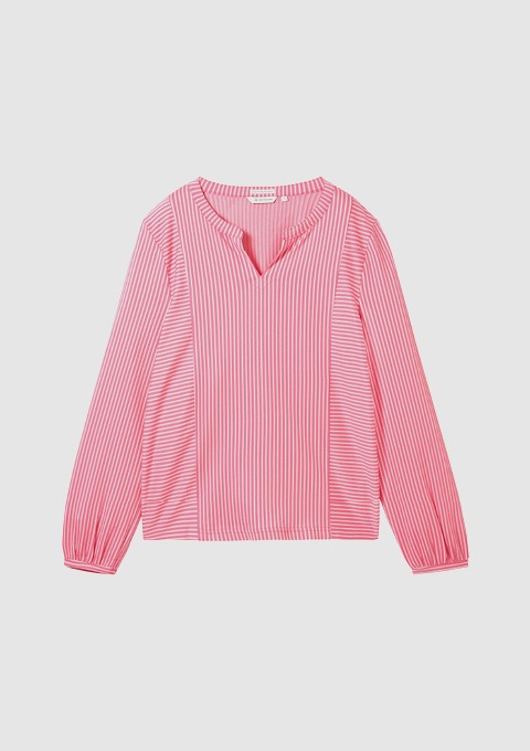 Rosa gestreifte Bluse mit langen Ärmeln und V-Ausschnitt. Rosa gestreifte Bluse mit langen Ärmeln und V-Ausschnitt.