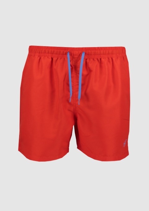 Rote Badeshorts mit blauen Kordeln. Rote Badeshorts mit blauen Kordeln.