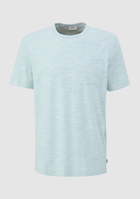 Helles, kurzärmeliges T-Shirt mit einer Brusttasche. Helles, kurzärmeliges T-Shirt mit einer Brusttasche.