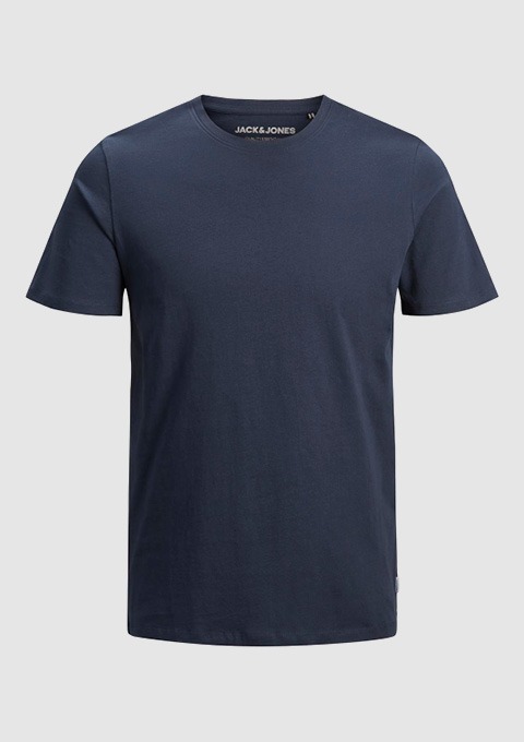 Ein schlichtes, dunkelblaues T-Shirt von Jack & Jones. Ein schlichtes, dunkelblaues T-Shirt von Jack & Jones.
