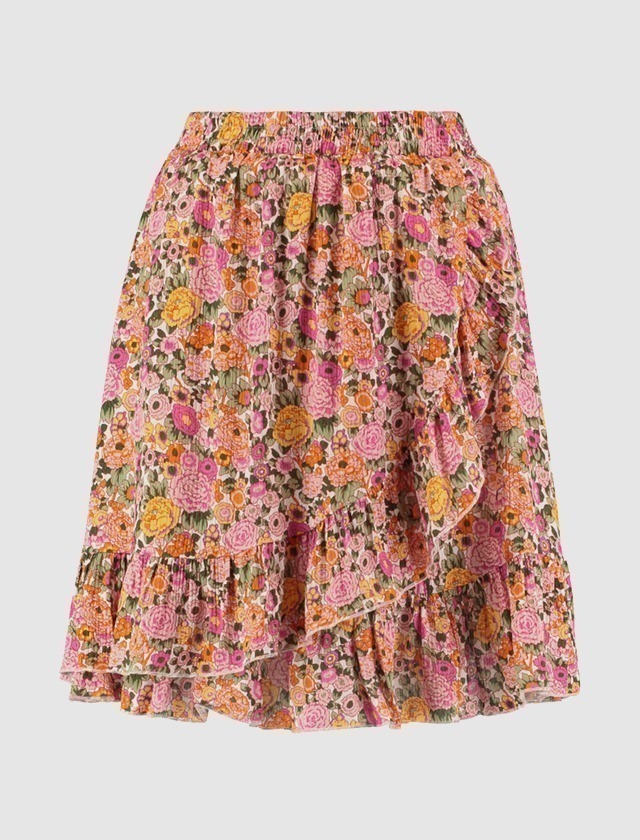 Ein Blumenrock mit buntem Muster und Rüsche.