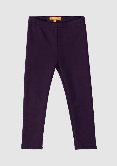 Lila Leggings aus dehnbarem Stoff. Lila Leggings aus dehnbarem Stoff.