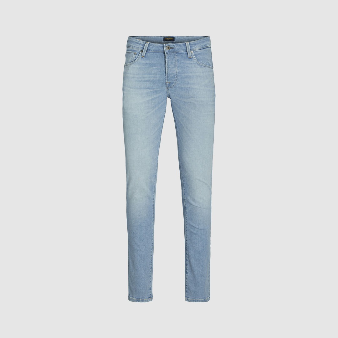 Helle Jeans im Slim-Fit-Stil.