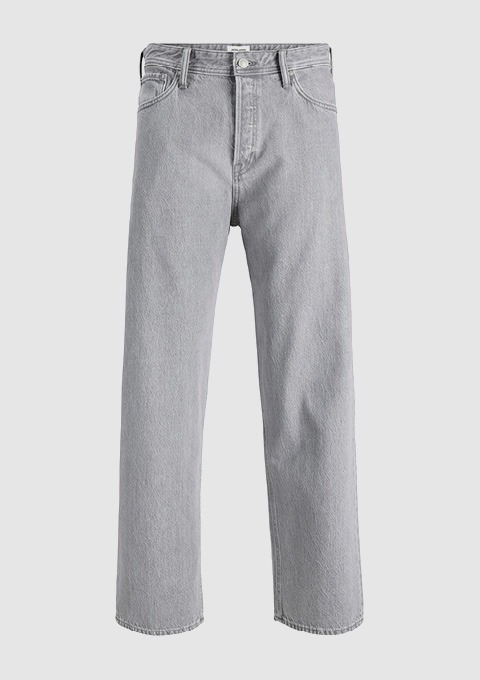 Graue Jeans im lässigen Schnitt. Graue Jeans im lässigen Schnitt.