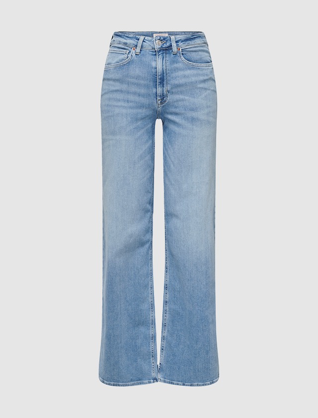 Helle Jeans mit weitem Bein. Helle Jeans mit weitem Bein.