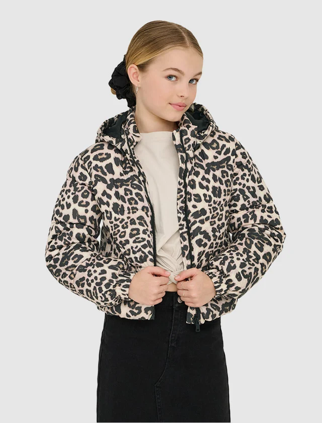 mpr-2026-10_50p_jacke_lp_18_640 x 840