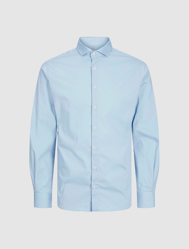 Lässiges, hellblaues Langarmhemd, perfekt für den Alltag oder besondere Anlässe. Lässiges, hellblaues Langarmhemd, perfekt für den Alltag oder besondere Anlässe.