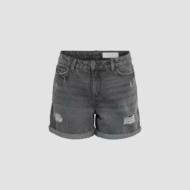 mpr_2026-07_20p_30p_5_teile_lp_1080 x 1080_05 Graue Denim-Shorts von Noisy May mit umgeschlagenem Saum.